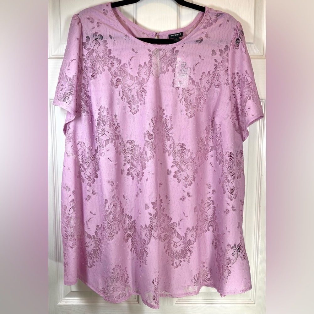 NWT TORRID Women's Plus Size Abbey Lace
Short Sleeve Blouse Size 3X‎